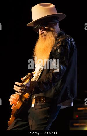 20 septembre 2016 - Kansas City, Missouri, États-Unis - le chanteur et guitariste Billy Gibbons lors de la performance de ZZ Top au Starlight Theatre. (Crédit image : © Serena S.Y. Hsu via ZUMA Wire) Banque D'Images