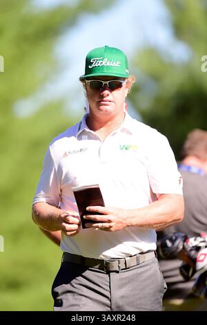 Vendredi 2 septembre 2016 : Charley Hoffman quitte le troisième green lors de la première manche du tournoi Deutsche Bank Championship qui se tient au Tournament Players Club, à Norton, Massachusetts. Eric Canha/Cal Sport Media(image de crédit : &copy ; Eric Canha/Cal Sport Media via ZUMA Wire) Banque D'Images