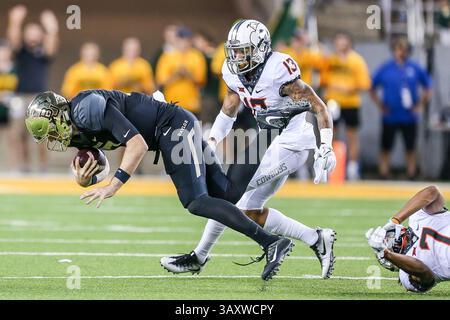24 septembre 2016 - Waco, Texas, U. S - le quarterback des Baylor Bears Seth Russell (17 ans) en action pendant le match entre les Oklahoma State Cowboys et les Baylor Bears au stade McLane de Waco, Texas. (Crédit image : © Dan Wozniak via ZUMA Wire) Banque D'Images