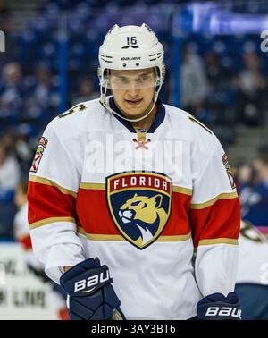 18 octobre 2016 : Aleksander Barkov (16 ans), centre des Panthers de la Floride, avant le match entre les Panthers de la Floride et le Lightning de Tampa Bay à l'Amalie Arena de Tampa, en Floride. Del Mecum/CSM(image de crédit : &copy ; Del Mecum/CSM via ZUMA Wire) Banque D'Images