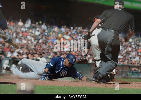 14 septembre 2016 - San Francisco, CA, USA - Luis Sardinas des Padres de San Diego marque après un lancer tardif contre les Giants de San Francisco en sixième manche à AT&T Park à San Francisco le mercredi 14 septembre 2016. Les Padres ont gagné, 3-1. (Crédit image : © Dan Honda/TNS via ZUMA Wire) Banque D'Images