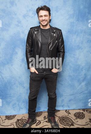 13 novembre 2016 - Hollywood, Californie, États-Unis - JAMES FRANCO fait la promotion du film 'pourquoi lui'. James Edward Franco (né le 19 avril 1978) est un acteur et réalisateur américain. Son premier rôle d'acteur de premier plan est le personnage principal Daniel Desario dans l'éphémère émission télévisée à succès culte Freaks and Geeks. Plus tard, il a joué le personnage principal dans le film biographique James Dean (2001), pour lequel il a remporté un Golden Globe Award. Pour son rôle dans 127 heures (2010), Franco a été nominé pour un Oscar du meilleur acteur. Il est également connu pour ses rôles dans Spider-Man, Pineapple Express (2008), Rise of Banque D'Images