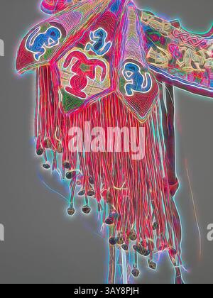 Un textile au design complexe orné de motifs vibrants et de franges décoratives, présentant des motifs détaillés et des couleurs vives qui évoquent un sens de l'art culturel., épée et gaine cérémonielles, peuple Owo, fin du 19ème siècle - début du 20ème siècle, perles de verre, tissu, ivoire, fer, environ. L :18 po (Épée dans la gaine), environ l :26 pouce (Avec des éléments suspendus), Art Africain, Art classique avec une touche moderne réinventée par Artotop Banque D'Images