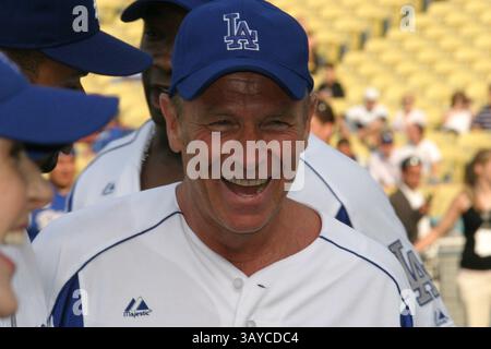 24 juin 2006 - Los Angeles, Californie, États-Unis - CORBIN BERNSEN lors de Hollywood Stars Night au Dodger Stadium. (Crédit image : © Kevin Reece/ZUMA Press) Banque D'Images