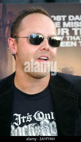 10 août 2005 - New York, New York, États-Unis - K44476ML.'' LE GRAND RAID '' PROJECTION SPÉCIALE À L'INTREPID SEA , AIR AND SPACE MUSEUM , NEW YORK NEW YORK 08-10-2005. - 2005.LARS ULRICH(crédit image : © Mitchell Levy/Globe photos/ZUMAPRESS.com) Banque D'Images