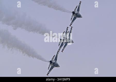 Wings Over West Texas 4-18-2025 Dyess AFB, TX États-Unis escadron de démonstration de l'USAF Thunderbirds se produisant au Wings Over West Texas Air Show à Dyess Banque D'Images