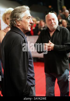 Oct 10, 2010 - Budapest, Hongrie - L'acteur ROBERT DE NIRO lors de l'inauguration du restaurant Nobu à Budapest, Hongrie. (Crédit image : © Mark Milstein/NorthFoto/ZUMApress.com) Banque D'Images