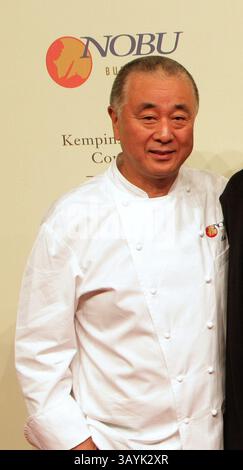 10 octobre 2010 - Budapest, Hongrie - le chef NOBU MATSUHISA lors de l'inauguration du restaurant Nobu à Budapest, Hongrie. (Crédit image : © Mark Milstein/NorthFoto/ZUMApress.com) Banque D'Images