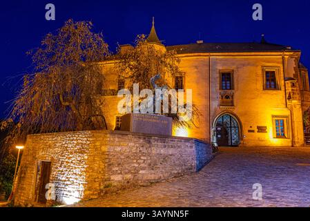 Kutna Hora, république tchèque, 30 avril 2024 : vue nocturne du Musée tchèque de l'argent à Kutna Hora, république tchèque. IMAGE Banque D'Images
