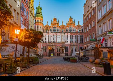 Gdansk, Pologne, 13 août 2024 : vue au lever du soleil du Grand manège militaire à Gdansk, PolandIMAGE Banque D'Images