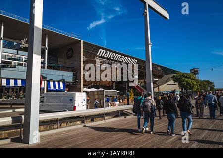 Image du Maremagnum dans le port maritime de Barcelone. Banque D'Images