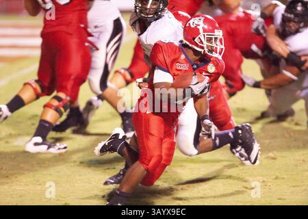 4 septembre - Fresno State Running back Robbie Rouse dans le match avec Cincinnati au Bulldog Stadium de Fresno, CA. Fresno State a remporté le match 28 à 14.(image de crédit : © Phil Hawkins/Cal Sport Media/ZUMApress.com) Banque D'Images