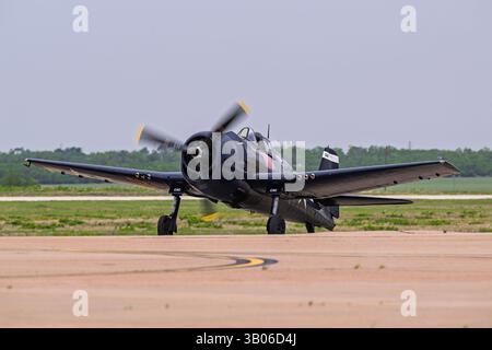 Wings Over West Texas 4-18-2025 Dyess AFB, TX USA CAF F6F-5 se produisant au Wings Over West Texas Air Show à Dyess AFB Banque D'Images