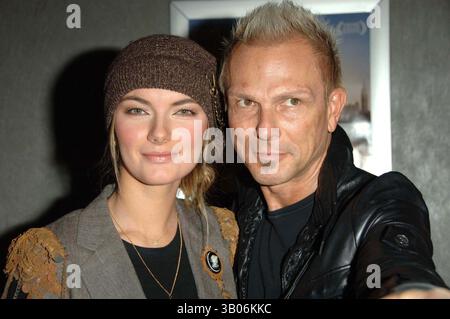 JAN. 8, 2007 - HOLLYWOOD, CALIFORNIE, ÉTATS-UNIS - K51098DL.LOS ANGELES PREMIÈRE DE DIEU S'EST FATIGUÉ DE NOUS. LE CENTRE DE DESIGN DU PACIFIQUE, WEST HOLLYWOOD CA.1-08-07. - 2007.IMAGE : RUDOLF SCHENKER(crédit image : © Dave Longendyke/Globe photos/ZUMAPRESS.com) Banque D'Images