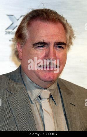 24 novembre 2003 - New York, New York, États-Unis - BRIAN COX ARRIVE AU LANCEMENT DE LA SORTIE DVD DE ''X2'' AU CLUB 40/40 DE NEW YORK New York LE 24 NOVEMBRE 2003. / 2003. . K34303HMC(crédit image : © Henry McGee/Globe photos/ZUMAPRESS.com) Banque D'Images