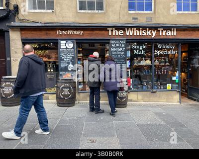 The Whisky Trail, Royal Mile, Édimbourg, Écosse Banque D'Images