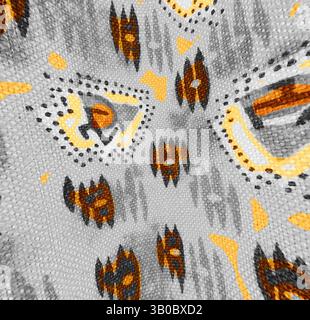 Un motif textile vibrant avec des motifs complexes dans des tons d'orange et de noir profond, disposés dans un design dynamique et tourbillonnant qui met en valeur les textures et le savoir-faire du matériau., Un textile circulaire avec un motif ludique de formes abstraites en orange, marron et jaune sur un fond gris clair, créant une esthétique vibrante et moderne. Art classique avec une touche moderne réinventé par Artotop, tissus français transformés, première moitié du XIXe siècle, art classique avec une touche moderne réinventé par Artotop Banque D'Images