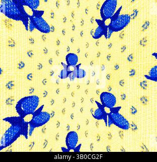 Un fond jaune éclatant orné d'un motif ludique de fleurs bleues, créant un effet visuel joyeux et vivant., Un motif circulaire avec de petites figures bleues ressemblant à des poupées, espacées uniformément sur un fond jaune doux orné de minuscules éléments décoratifs. Art classique avec une touche moderne réinventé par Artotop, tissus français transformés, première moitié du XIXe siècle, art classique avec une touche moderne réinventé par Artotop Banque D'Images