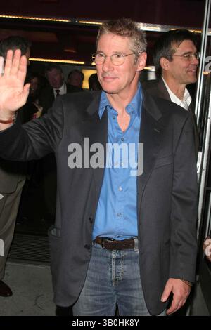 1er novembre 2005 - New York, New York, États-Unis - LA PREMIÈRE DE LA SAISON DES ABEILLES AU CENTRE IFC NEW YORK New York 11-01-2005. - 2005 RICHARD GERE. K45756JBB(crédit image : © John Barrett/Globe photos/ZUMAPRESS.com) Banque D'Images