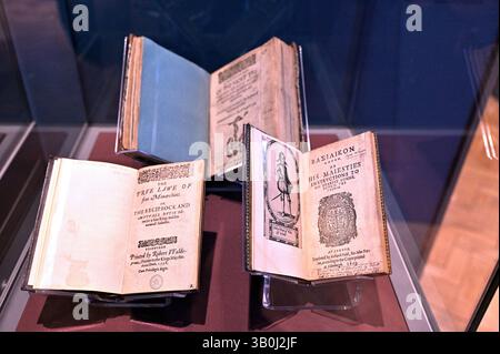 Édimbourg, Écosse, Royaume-Uni. 24 avril 2025. Le roi Jacques VI et moi : Une exposition unique spéciale à la galerie Portrait retracera le règne remarquable du roi Jacques VI et moi, marquant le 400e anniversaire de sa mort. Avec plus de 140 objets rares, beaucoup exposés ensemble pour la première fois. Du 26 avril au 14 septembre. Crédit : Craig Brown/Alamy Live News Banque D'Images