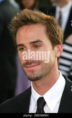 10 août 2005 - New York, New York, États-Unis - I9911JZ.'' LE GRAND RAID '' PROJECTION SPÉCIALE À L'INTREPID SEA , AIR AND SPACE MUSEUM , NEW YORK NEW YORK 08-10-2005. - - 2005.JOSEPH FIENNES(crédit image : © John Zissel/Globe photos/ZUMAPRESS.com) Banque D'Images