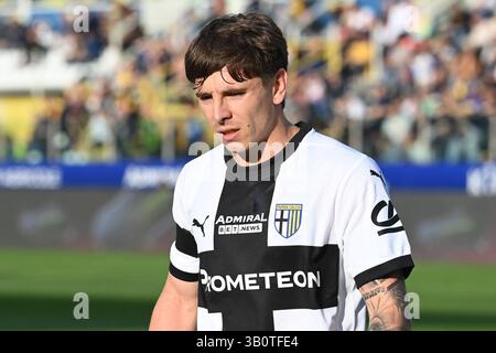 Parme, Italie. 24 avril 2025. Portrait d'Adrian Bernabe (Parme Calcio) pendant Parme Calcio vs Juventus FC, match de football italien Serie A à Parme, Italie, 23 avril 2025 crédit : Agence photo indépendante/Alamy Live News Banque D'Images