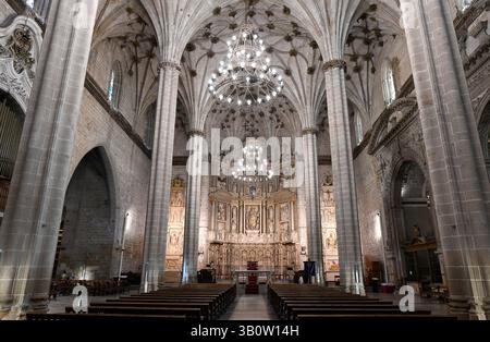 Barbastro, cathédrale Santa María de la Asunción (gothique, XVIe siècle et plus tard). Intérieur. Somontano de Barbastro, province de Huesca, Aragón, Espagne. Banque D'Images