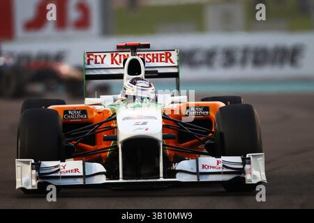 14 novembre 2010 - Abu Dhabi, Émirats arabes Unis - ..Formula One World Championship, Rd 19, Abu Dhabi Grand Prix, course, circuit Yas Marina. (Crédit : © Sutton Motorsports/ZUMApress.com) Banque D'Images