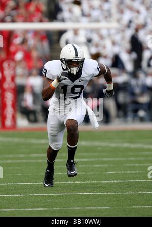 13 novembre 2010 : #19 Justin Brown des Nittany Lions de Penn State en cours d'exécution de sa route de récepteur vs les Buckeyes de l'Ohio State. Ohio State a battu Penn State 38-14 au Ohio Stadium de Columbus, Ohio. (Crédit image : © Greg Ashman/Cal Sport Media/ZUMApress.com) Banque D'Images