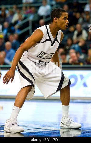 18 novembre 2010 : la garde de Providence Friars Bryce Cotton (25 ans) en action contre l'État Morgan Bears Providence au Dunkin Donuts Center à Providence, Rhode Island. Providence a battu Morgan State 77-55.(image crédit : © Anthony Nesmith/Cal Sport Media/ZUMAPRESS.com) Banque D'Images
