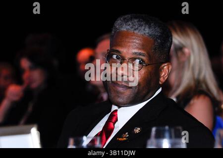 24 février 2011 - West Palm Beach, Floride, États-Unis - ALLEN WEST, membre du Congrès, au dîner Lincoln Day organisé par Palm Beach Country Republican Party. (Image de crédit : © ; Michele Sandberg/ZUMAPRESS.com) Banque D'Images