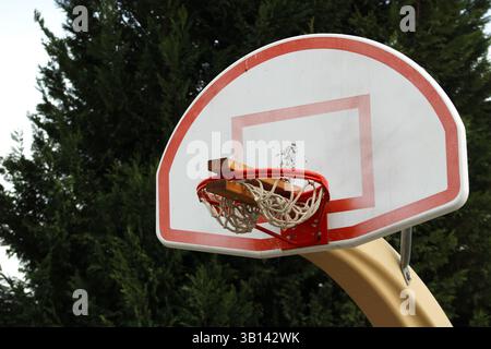 j'ai monté un panier de basket-ball Banque D'Images