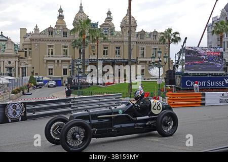 Frazer Nash Monoplace de 1937 devant le Casino de Monte-Carlo, défilé de voitures de course vintage d'avant-guerre, 11ème Grand Prix Monaco historique 2018, PRI Banque D'Images