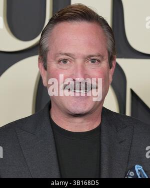 Thomas Lennon arrive à la première de Netflix THE FOUR SEASONS Los Angeles qui a lieu à la DGA à Los Angeles, CA jeudi, ? 24 avril 2025. (Photo de Sthanlee B. Mirador/Sipa USA) Banque D'Images