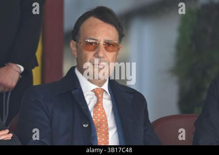Salerne, Italie. 25 avril 2025. Pendant la Serie B BKT entre US Salernitana 1919 vs Cosenza Calcio au stade Arechi crédit : Agence photo indépendante/Alamy Live News Banque D'Images