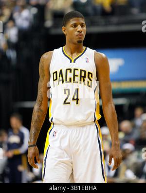 11 février 2011 : le petit attaquant Paul George (24 ans) des Indiana Pacers lors d'un match de basket-ball entre les Timberwolves du Minnesota et les Indiana Pacers au Conseco Fieldhouse à Indianapolis, Indiana. Les Pacers ont battu les Timberwolves 116-105.(image crédit : © Pat Lovell/Cal Sport Media/ZUMAPRESS.com) Banque D'Images