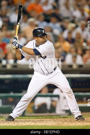 21 septembre 2010 : Gerald Laird, le receveur des Tigers de Detroit (n°12) à la batte lors d'un match entre les Royals de Kansas City et les Tigers de Detroit au Comerica Park à Detroit, Michigan. Les Royals ont battu les Tigers 9-6.(image crédit : © John Mersits/Cal Sport Media/ZUMApress.com) Banque D'Images