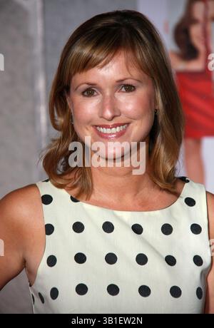 22 septembre 2010 - Hollywood, Californie, États-Unis - BETSY SULLENGER arrive à la première mondiale 'You Again' au théâtre El Capitan. (Crédit image : © Glenn Weiner/ZUMApress.com) Banque D'Images