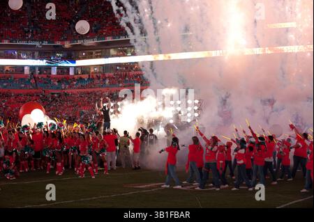 26 septembre 2010 - Miami Gardens, Floride, États-Unis - NFL Football - Miami Dolphins organisent un programme de divertissement sans précédent pour célébrer le mois du patrimoine hispanique pour l'ouverture à domicile contre les jets de New York le dimanche 26 septembre 2010. (Crédit image : © Michele Sandberg/ZUMApress.com) Banque D'Images