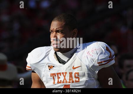16 octobre 2010 : le linebacker Keenan Robinson #1 des Texas Longhorns contre les Cornhuskers du Nebraska lors du deuxième quart-temps au Memorial Stadium de Lincoln, Nebraska. Le Texas a battu le Nebraska 20-13.(image crédit : © Peter Aiken/Cal Sport Media/ZUMApress.com) Banque D'Images