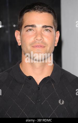 30 septembre 2010 - New York, New York, États-Unis - . . . . . . Septembre 30 2010, New York Jesse Metcalfe assiste à la première de "Life as We Know It" au Ziegfeld Theatre le 30 septembre 2010 à New York (crédit image : © Sharkpixs/ZUMApress.com) Banque D'Images