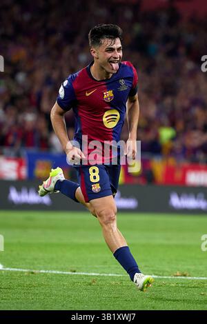 SÉVILLE, ESPAGNE - AVRIL 26 : Pedro Gonzalez 'Pedri' du FC Barcelone célèbre après avoir marqué le premier but de son équipe lors du match final de la Copa Del Rey entre le FC Barcelone et le Real Madrid à l'Estadio de la Cartuja le 26 avril 2025 à Séville, Espagne. (Photo de QSP) crédit : QSP/Alamy Live News Banque D'Images