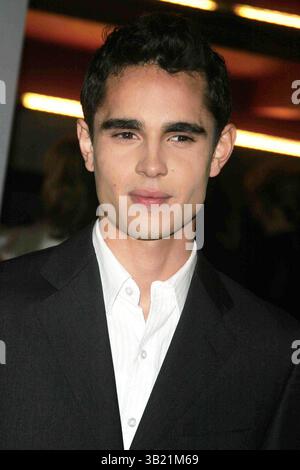 1er novembre 2005 - New York, New York, États-Unis - LA PREMIÈRE DE LA SAISON DES ABEILLES AU CENTRE IFC NEW YORK New York 11-01-2005. - 2005.MAX MINGHELLA. K45756JBB(crédit image : © John Barrett/Globe photos/ZUMAPRESS.com) Banque D'Images