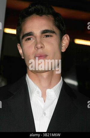 1er novembre 2005 - New York, New York, États-Unis - LA PREMIÈRE DE LA SAISON DES ABEILLES AU CENTRE IFC NEW YORK New York 11-01-2005. - 2005.MAX MINGHELLA. K45756JBB(crédit image : © John Barrett/Globe photos/ZUMAPRESS.com) Banque D'Images