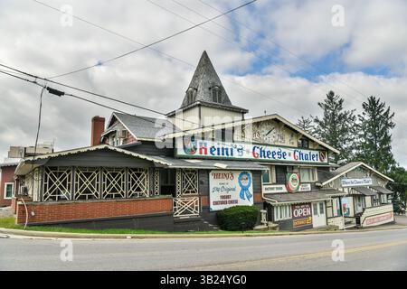 Berlin, Ohio, États-Unis d’Amérique – 13 octobre 2018. Heini’s Cheese Chalet Factory à Berlin, OHIO. Heini's Cheese Chalet est le magasin de vente au détail de l'usine Banque D'Images