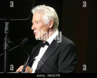 The Glasshouse, Twelenth Avenue, Manhattan New York, NY 10022. 26 avril 2025. Légende hollywoodienne Richard Gere est en tête d'affiche d'un dîner historique du 122e anniversaire de l'Explorers Club 2025 - Paradise Found - à New York. Crédit : ©Julia Mineeva/EGBN News/Alamy Live News crédit : Julia Mineeva/EGBN TV News/Alamy Live News/Alamy Live News Banque D'Images