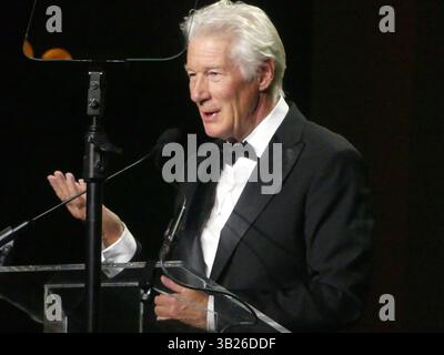 The Glasshouse, Twelenth Avenue, Manhattan New York, NY 10022. 26 avril 2025. Légende hollywoodienne Richard Gere est en tête d'affiche d'un dîner historique du 122e anniversaire de l'Explorers Club 2025 - Paradise Found - à New York. Crédit : ©Julia Mineeva/EGBN News/Alamy Live News crédit : Julia Mineeva/EGBN TV News/Alamy Live News/Alamy Live News Banque D'Images