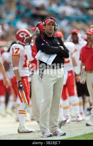 8 novembre 2009 : Todd Haley, entraîneur-chef des Kansas City Chiefs, lors de la première mi-temps entre les AFC West Kansas City Chiefs et les AFC South Jacksonville Jaguars au Jacksonville Municipal Stadium à Jacksonville, en Floride. (Crédit image : © Gray Quetti/Cal Sport Media/ZUMApress.com) Banque D'Images