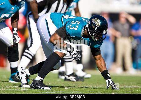 8 novembre 2009 : Bryan Smith (53), l'extrémité défensive des Jaguars de Jacksonville, lors d'une action entre les AFC West Kansas City Chiefs et les AFC South Jacksonville Jaguars au Jacksonville Municipal Stadium à Jacksonville, en Floride. Jacksonville a battu Kansas City 24-21.(image crédit : © Gray Quetti/Cal Sport Media/ZUMApress.com) Banque D'Images