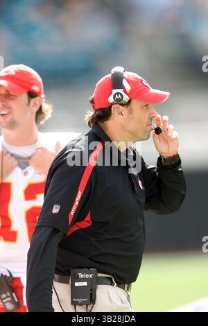 8 novembre 2009 : Todd Haley, entraîneur-chef des Kansas City Chiefs, lors de la première mi-temps entre les AFC West Kansas City Chiefs et les AFC South Jacksonville Jaguars au Jacksonville Municipal Stadium à Jacksonville, en Floride. (Crédit image : © Gray Quetti/Cal Sport Media/ZUMApress.com) Banque D'Images